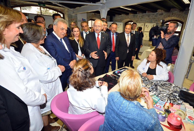 Kılıçdaroğlu'ndan İzmir mesaisi