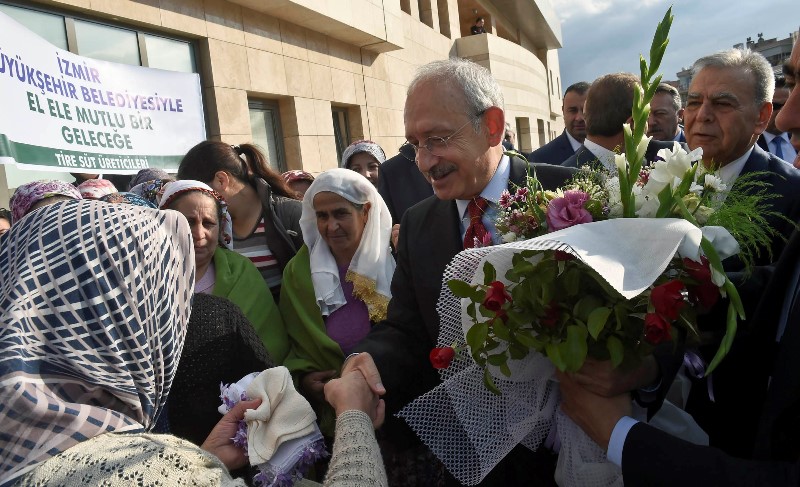 Kılıçdaroğlu'ndan İzmir mesaisi