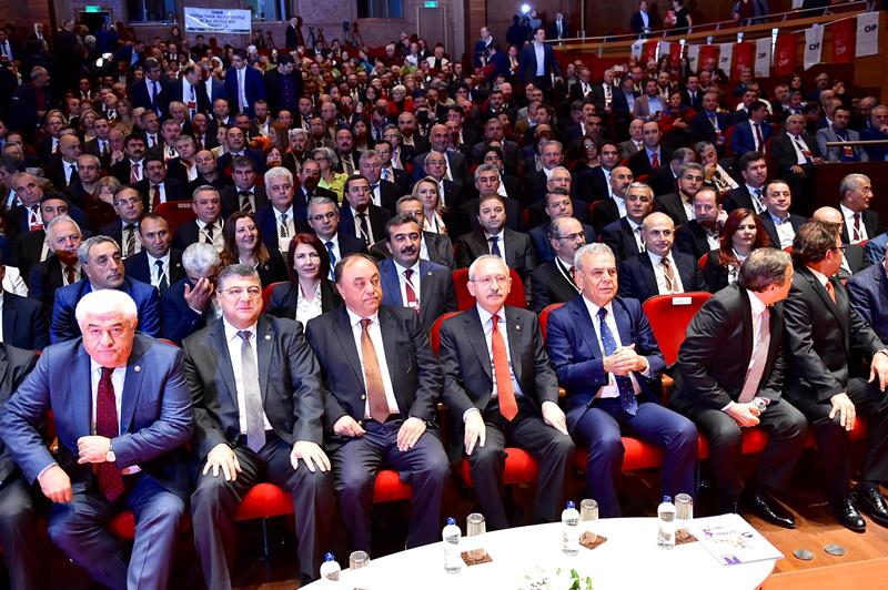 Kılıçdaroğlu'ndan İzmir mesaisi