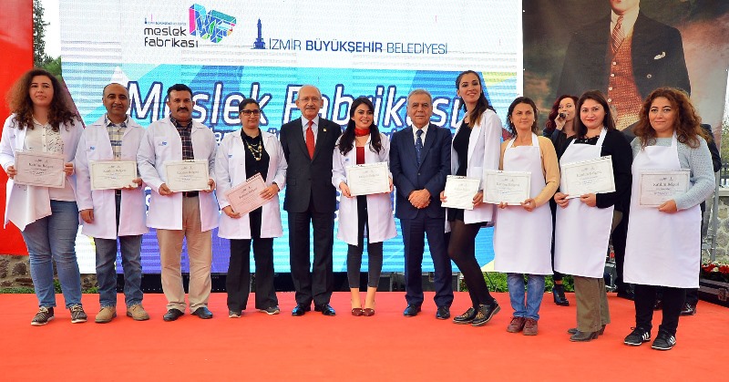 Kılıçdaroğlu'ndan İzmir mesaisi