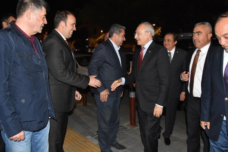 Kılıçdaroğlu'ndan İzmir mesaisi