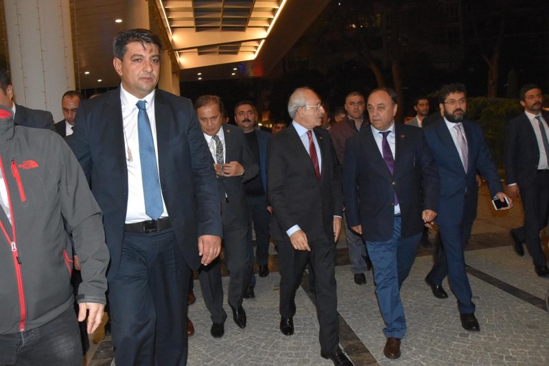 Kılıçdaroğlu'ndan İzmir mesaisi