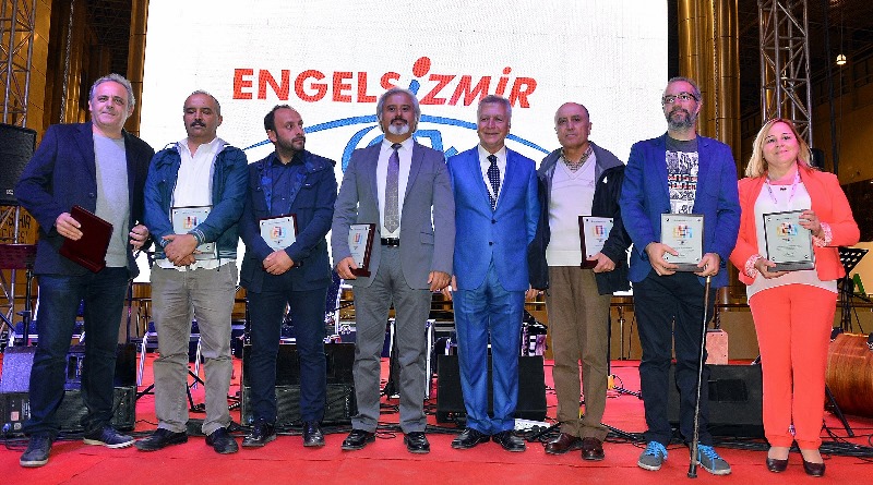 Engelsizmir’de ödül gecesi