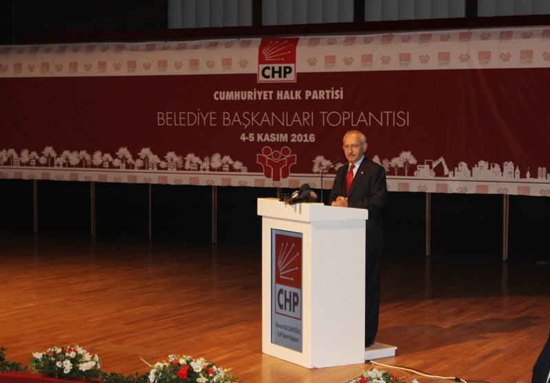 Kılıçdaroğlu'ndan İzmir mesaisi