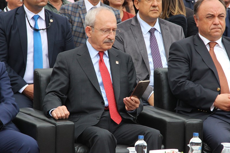 Kılıçdaroğlu'ndan İzmir mesaisi