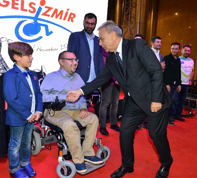 Engelsizmir’de ödül gecesi