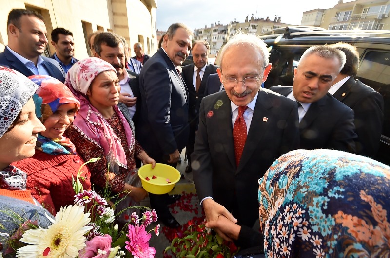 Kılıçdaroğlu'ndan İzmir mesaisi