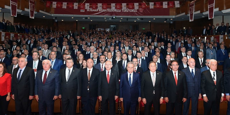 Kılıçdaroğlu'ndan İzmir mesaisi
