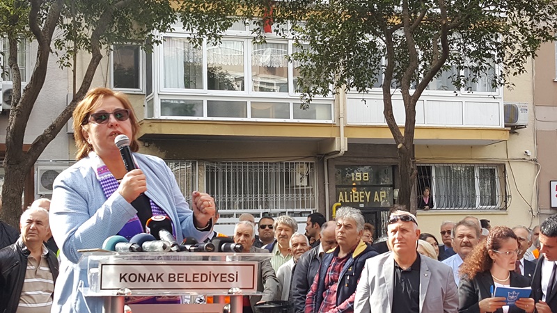 “Taçsız Kral” İzmir’de yaşayacak