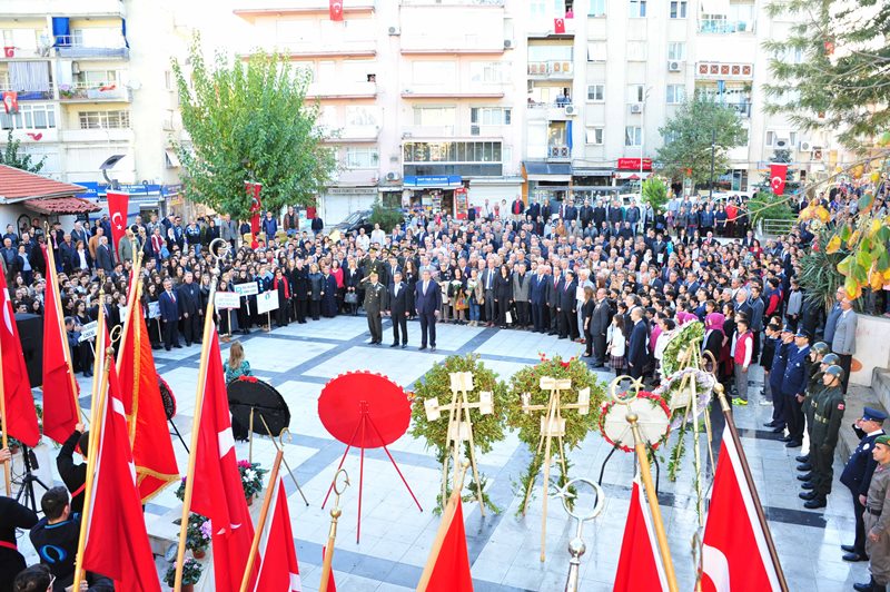 İzmir’de hayat durdu