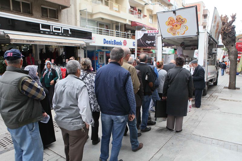 İzmir’de hayat durdu