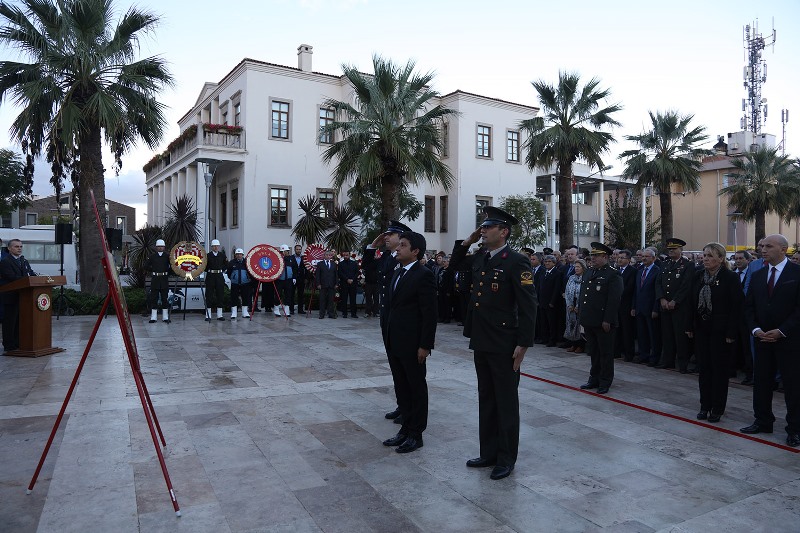 İzmir’de hayat durdu
