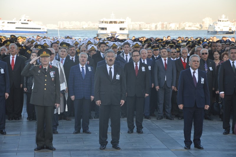 İzmir’de hayat durdu