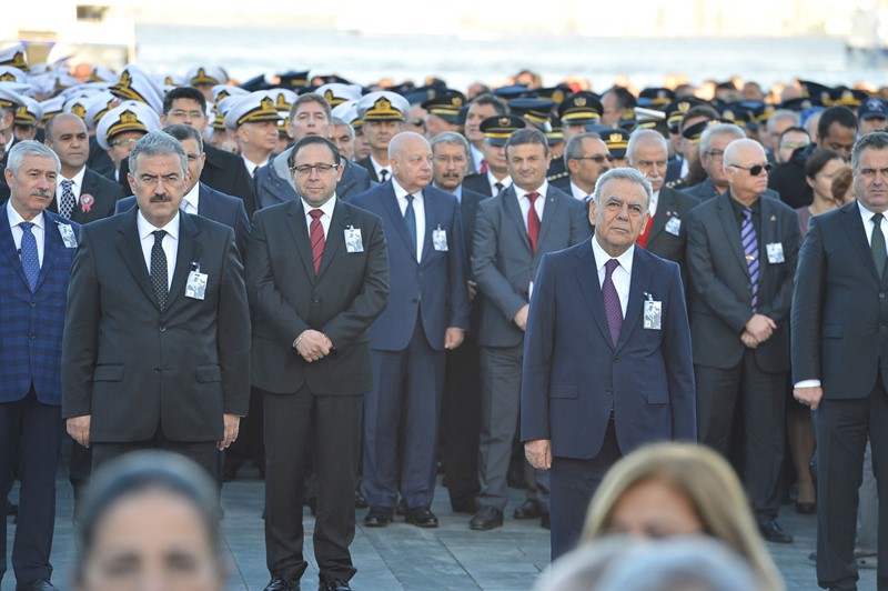 İzmir’de hayat durdu