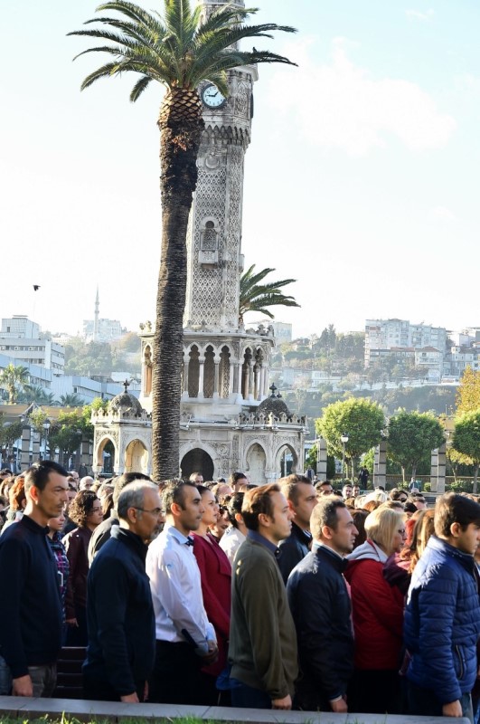 İzmir’de hayat durdu
