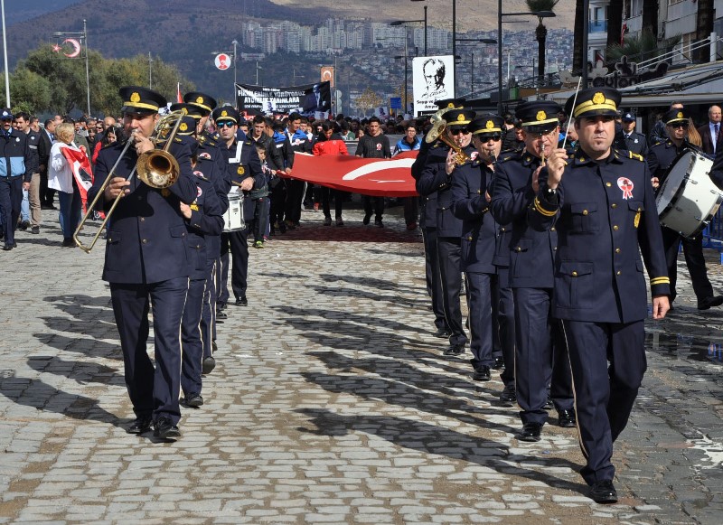 İzmir Ata'sı için tek yürek oldu