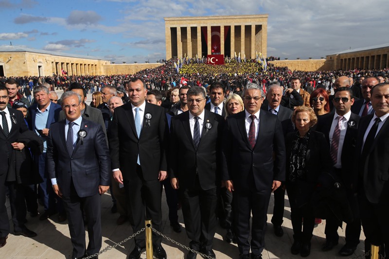 Karşıyaka'dan Atatürk'e en anlamlı hediye!