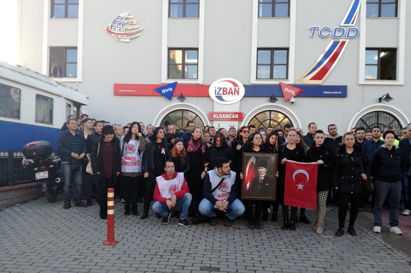 İzmir’de hayat durdu