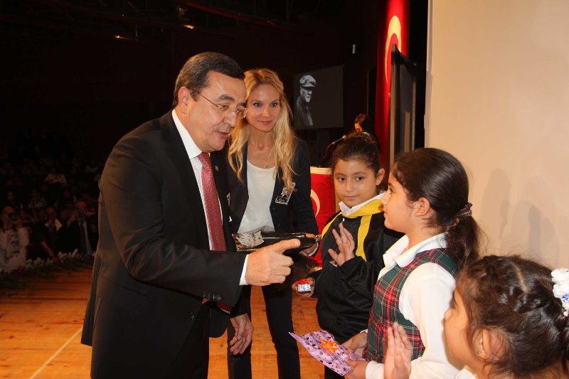İzmir’de hayat durdu
