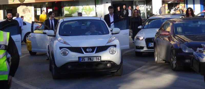 İzmir’de hayat durdu