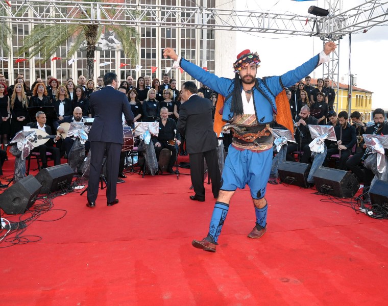 İzmir Ata'sı için tek yürek oldu