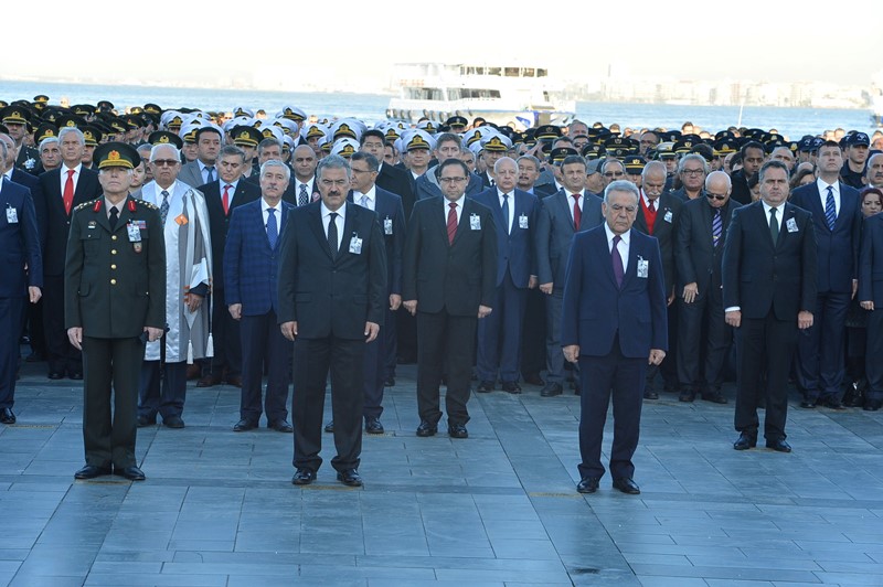 İzmir’de hayat durdu