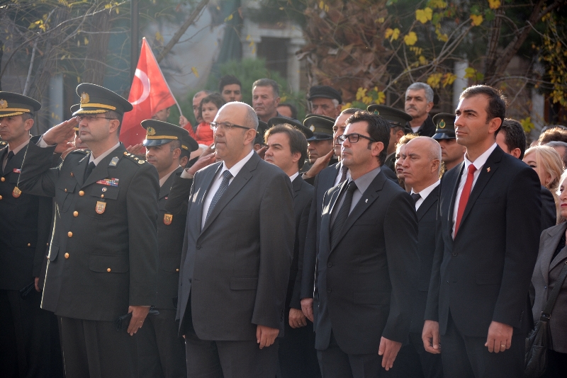 İzmir’de hayat durdu