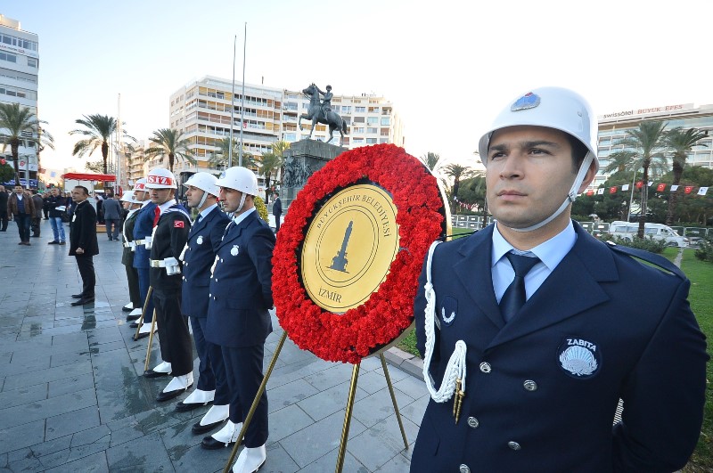 İzmir’de hayat durdu