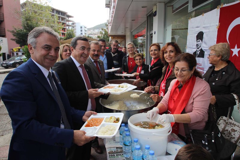 İzmir’de hayat durdu