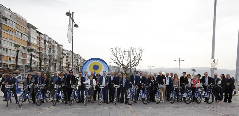 Avrupalılar İzmir'i böyle gezdi