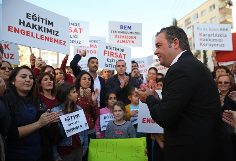 Buca'da KHK tepkisi