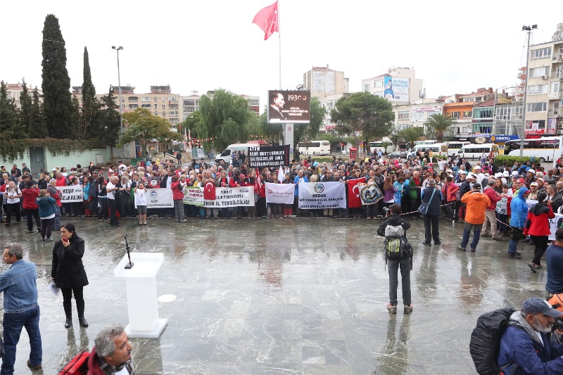 Bornova Ata'sı için yürüdü