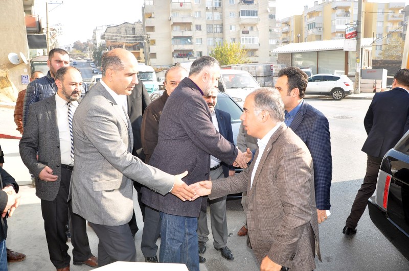 AK Parti ilçe binasına silahlı saldırı