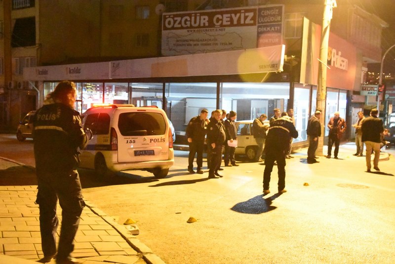 AK Parti ilçe binasına silahlı saldırı