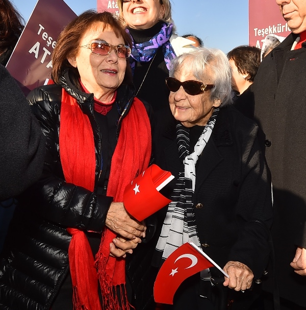 Başkan'dan kadınlara direnme çağrısı