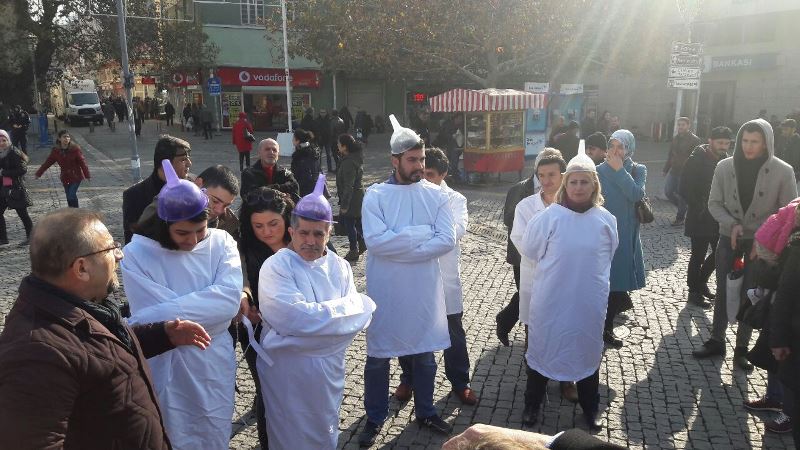 CHP Konak'tan iktidara 'delirttiniz' isyanı