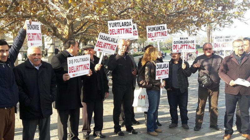 CHP Konak'tan iktidara 'delirttiniz' isyanı