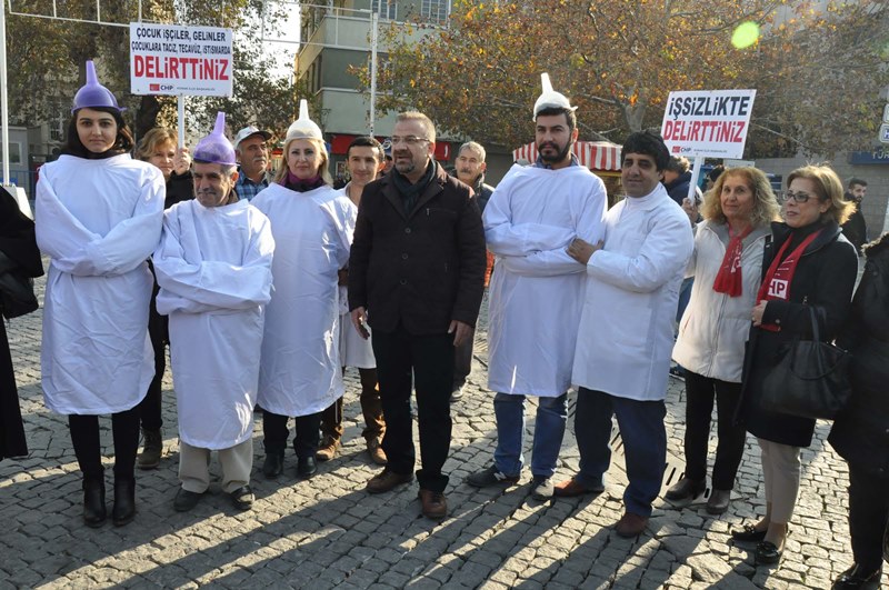 CHP Konak'tan iktidara 'delirttiniz' isyanı