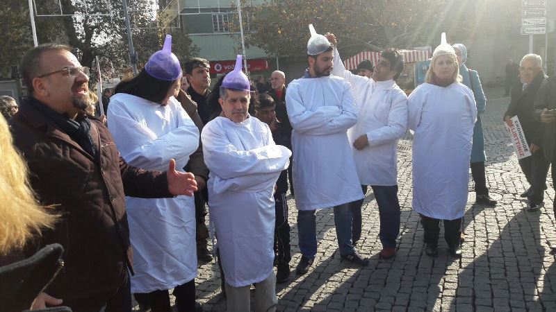 CHP Konak'tan iktidara 'delirttiniz' isyanı