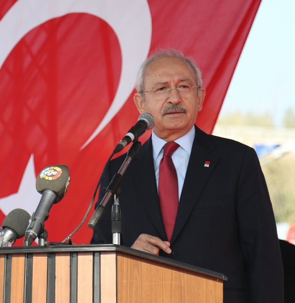 Kılıçdaroğlu, açılışlar için İzmir'de