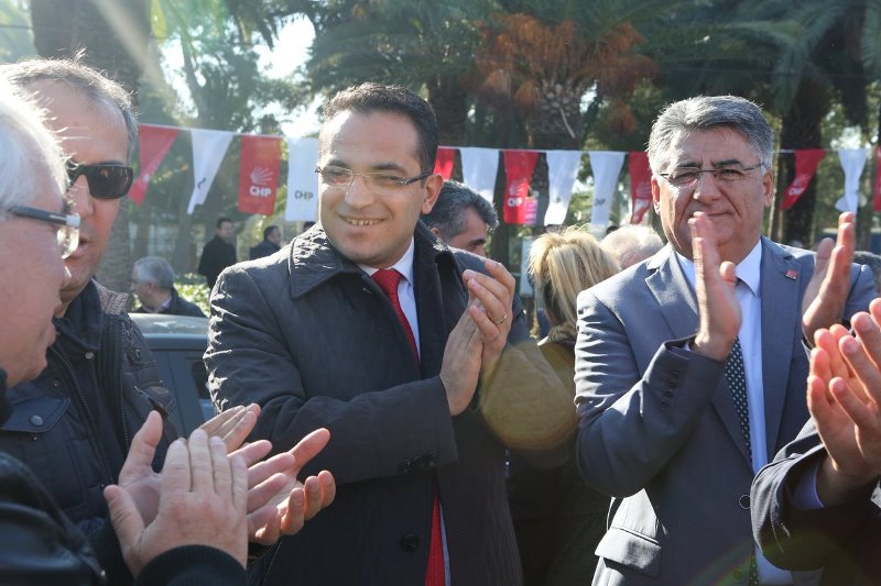 Kılıçdaroğlu, açılışlar için İzmir'de