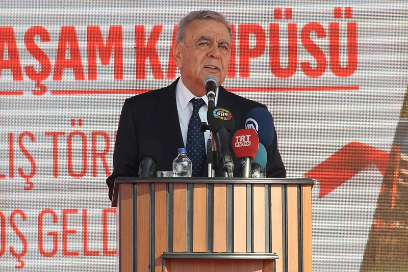 Kılıçdaroğlu, açılışlar için İzmir'de