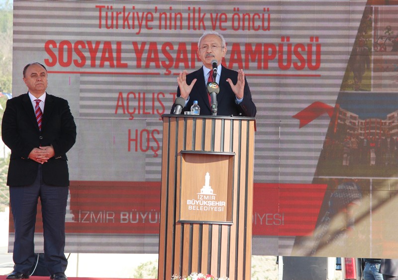 Kılıçdaroğlu, açılışlar için İzmir'de