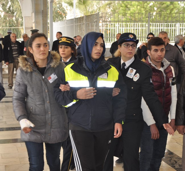 İzmir şehidini uğurladı
