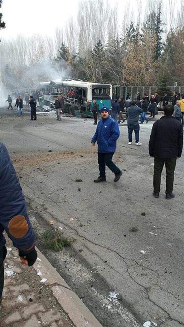 Çarşı iznine çıkan askerlere saldırı