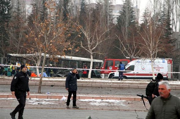 Çarşı iznine çıkan askerlere saldırı