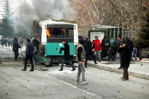 Çarşı iznine çıkan askerlere saldırı