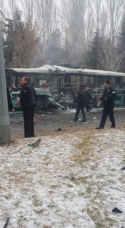 Çarşı iznine çıkan askerlere saldırı