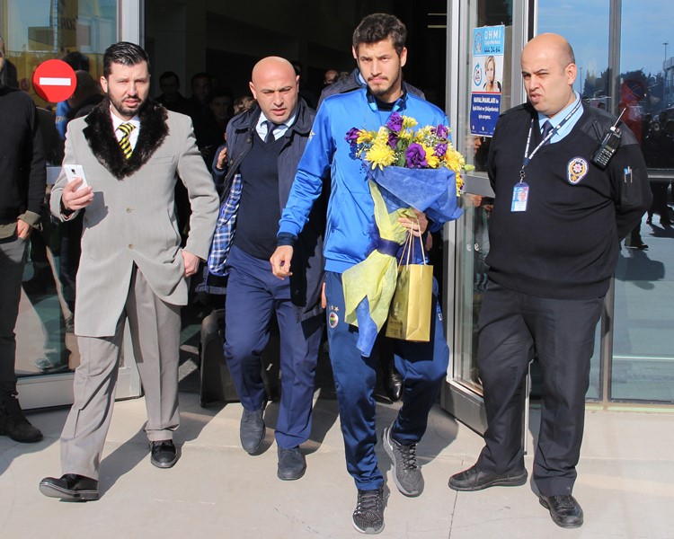 Fenerbahçe İzmir'de