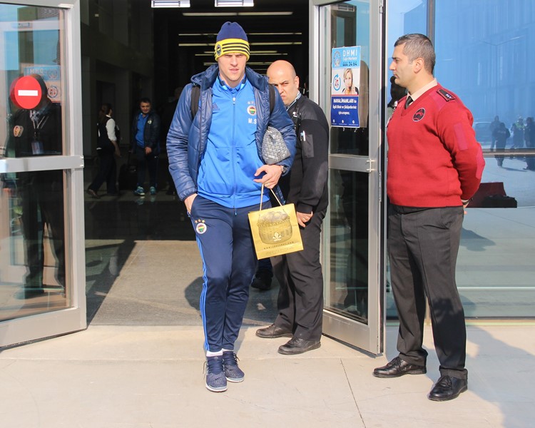 Fenerbahçe İzmir'de